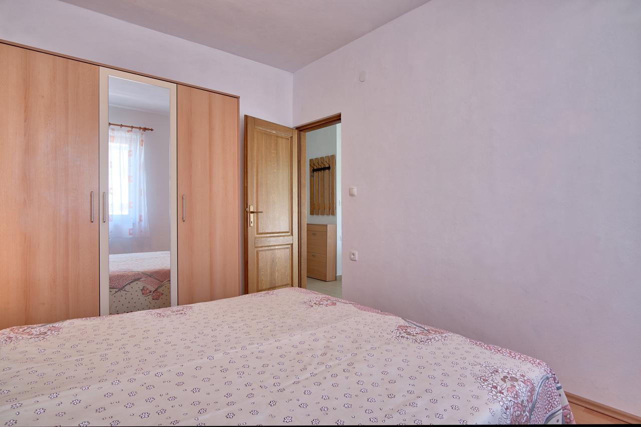 Apartment Maja Штиньян Экстерьер фото