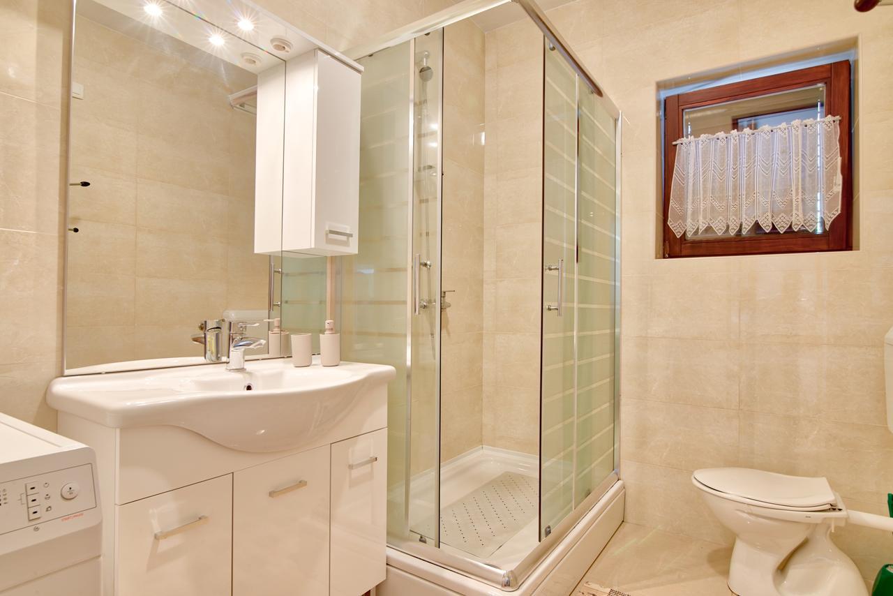 Apartment Maja Штиньян Экстерьер фото